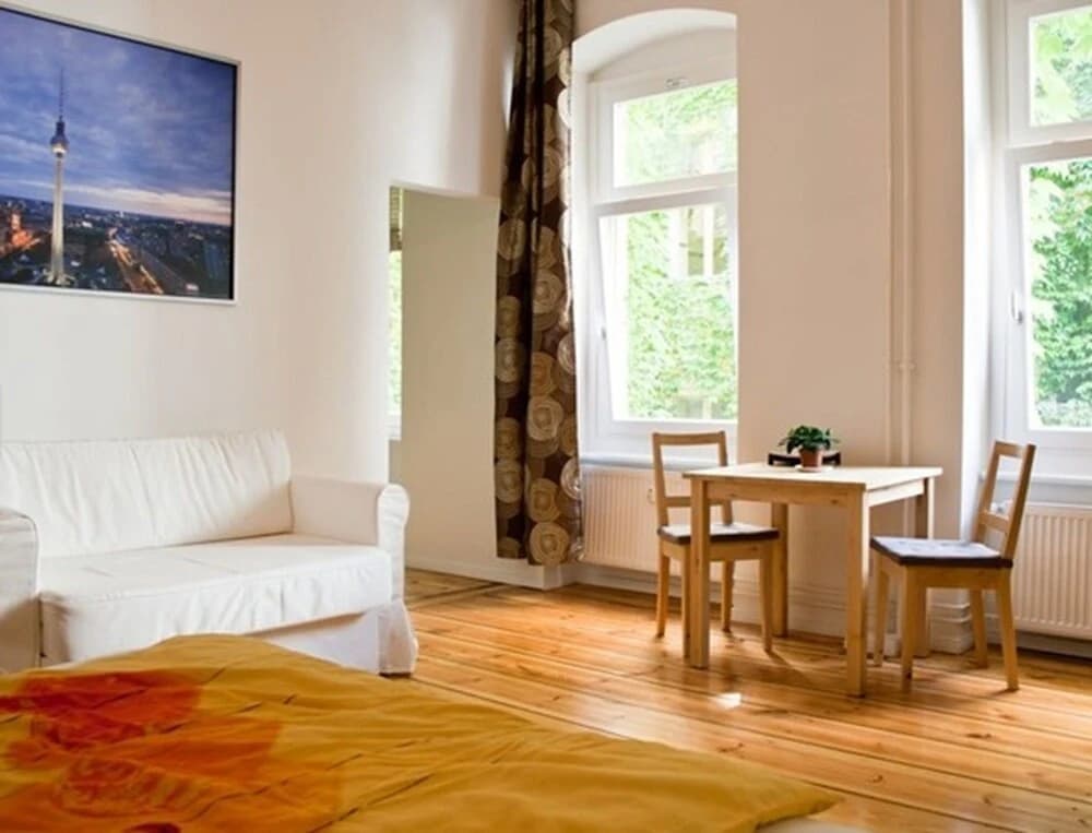 Sleep Like Home Apartments - photo 2