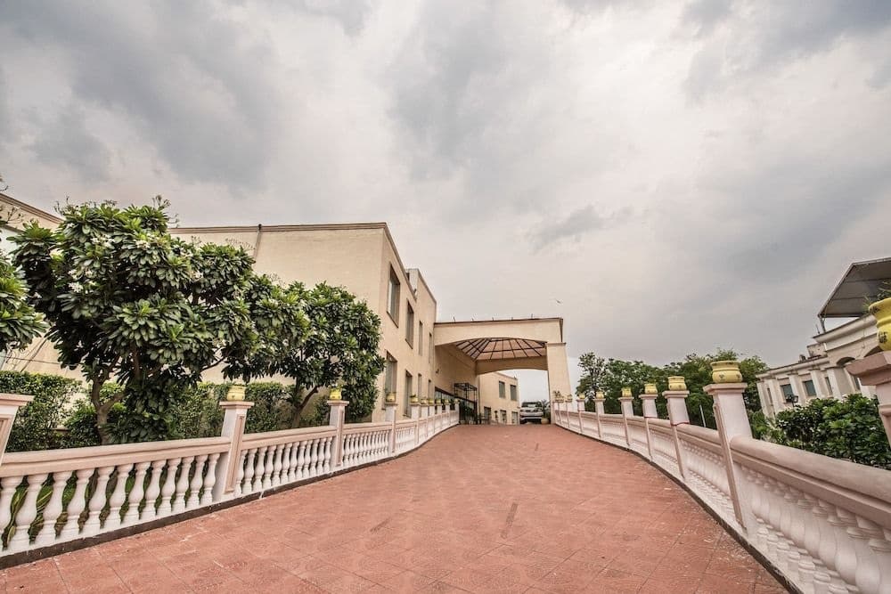 Hotel Celebration Gardens - photo 17