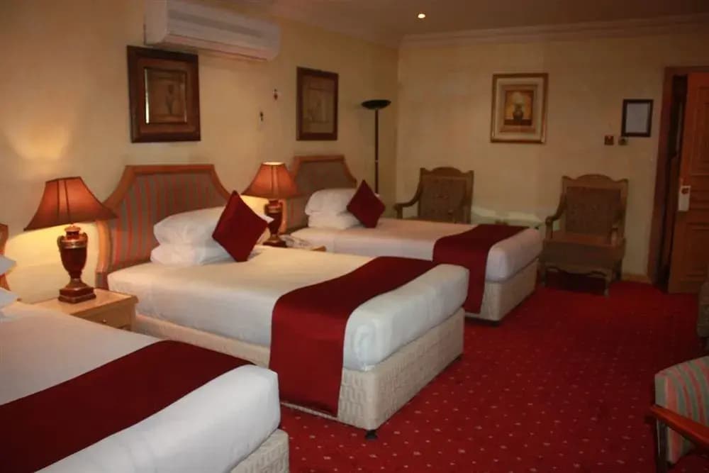 Qatar Palace Hotel - photo 5