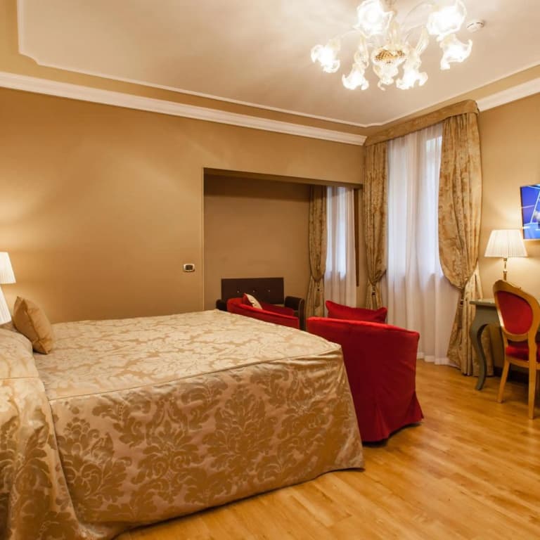 Hotel Al Ponte Mocenigo - photo 32