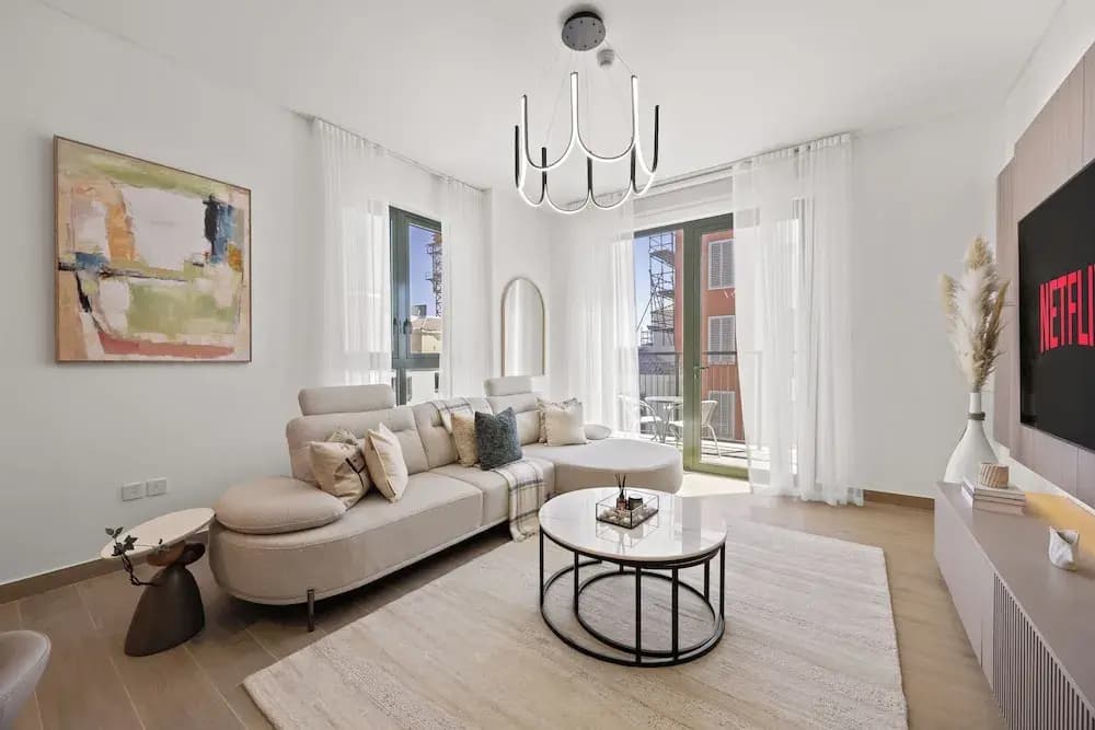 Portside Bliss La Mer 1 BR with Sea View - photo 4
