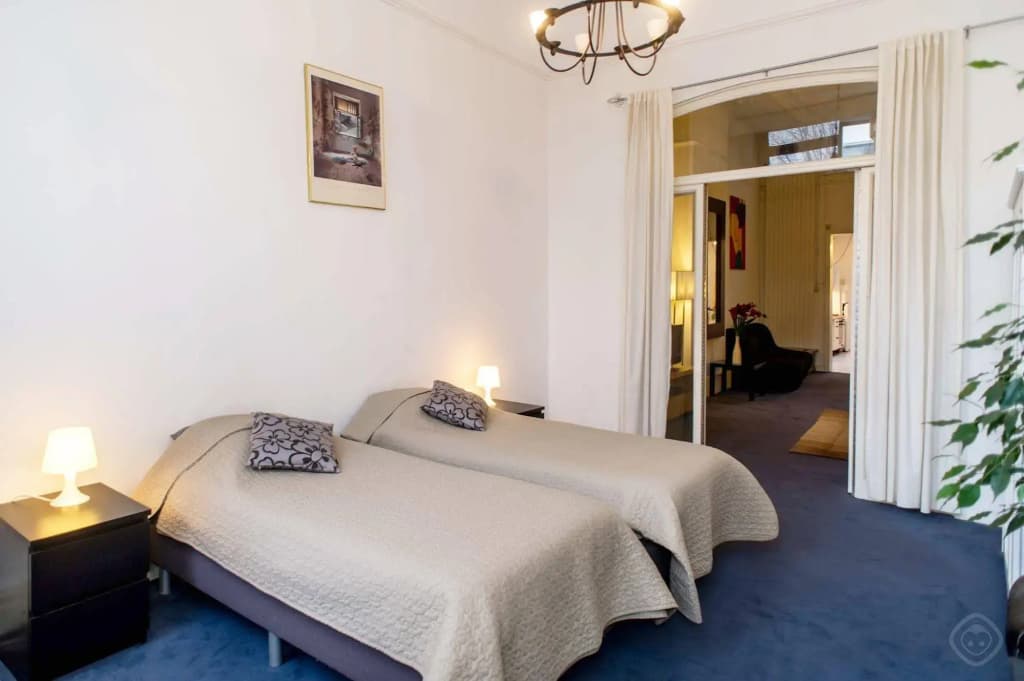 Prins Hendrik Apartments - photo 5