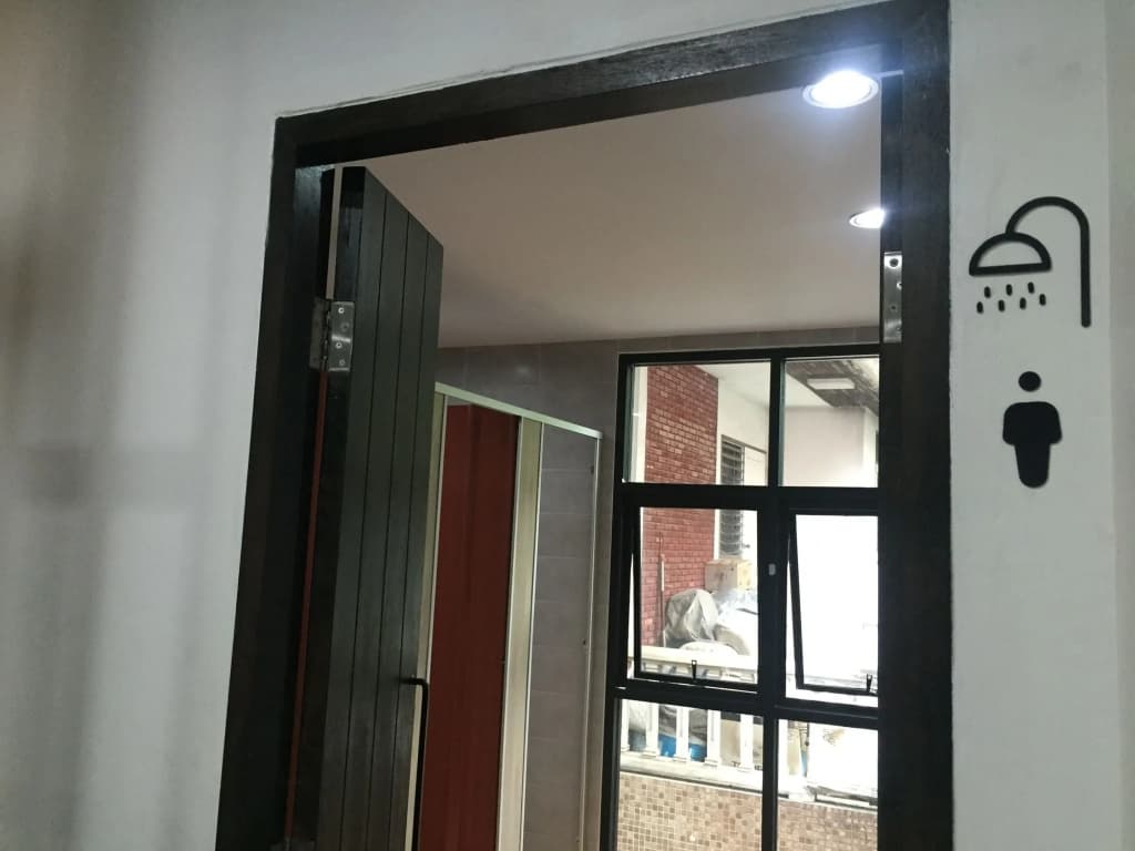 Feel Good Bangkok Hostel - photo 3