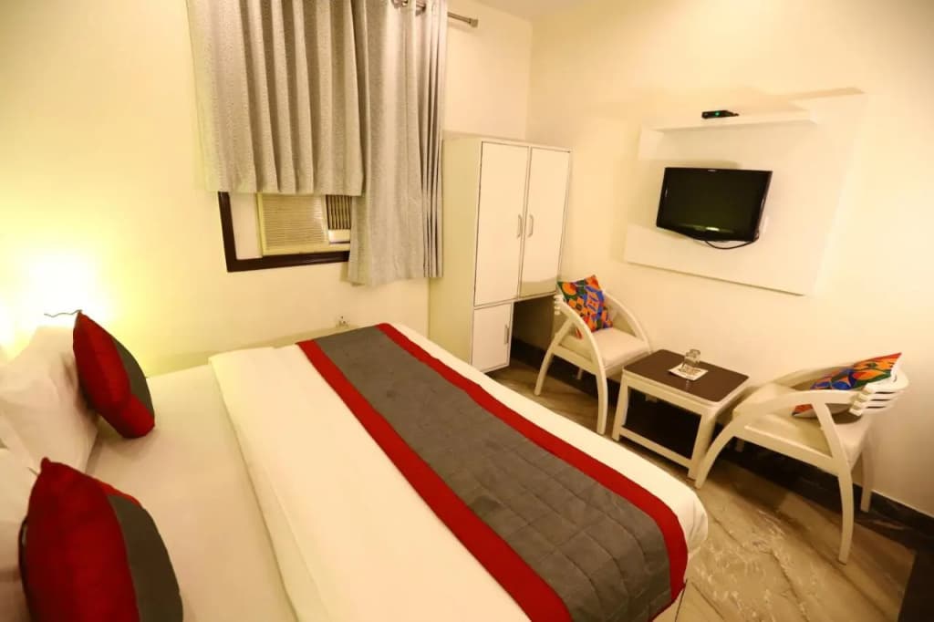 Hotel Amrit Villa - photo 18