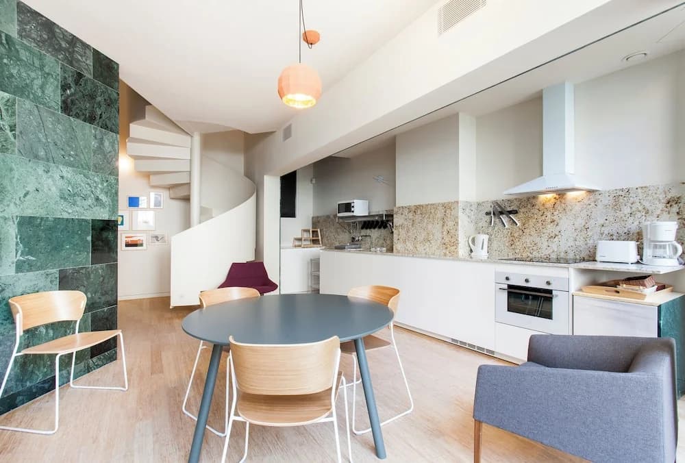 Aspasios City Oasis Apartments - photo 18