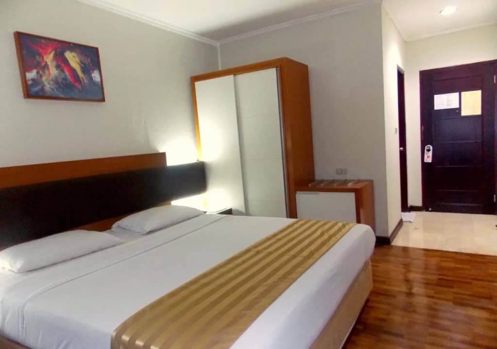 Hotel Mega Proklamasi - photo 3