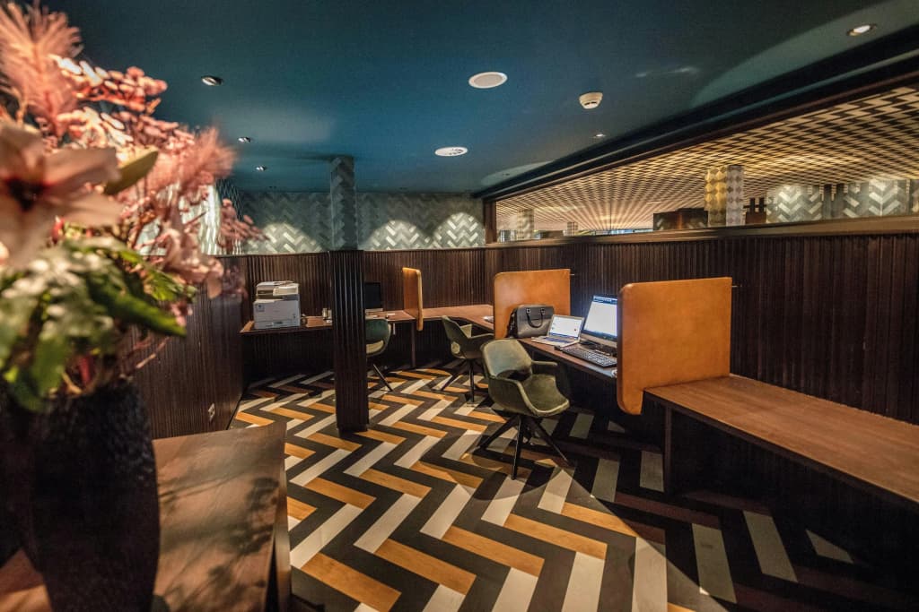 Apollo Hotel Amsterdam, a Tribute Portfolio Hotel - photo 2