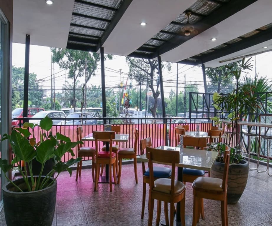 Hotel 88 Kedoya Jakarta - photo 17