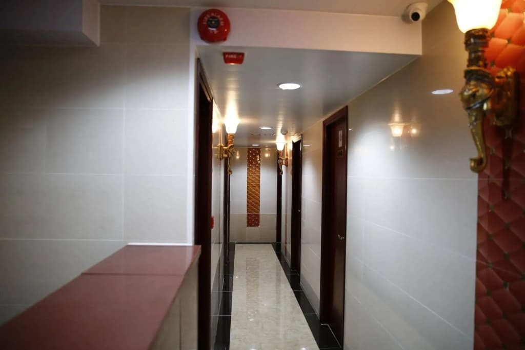 Sandhu guest house - photo 11