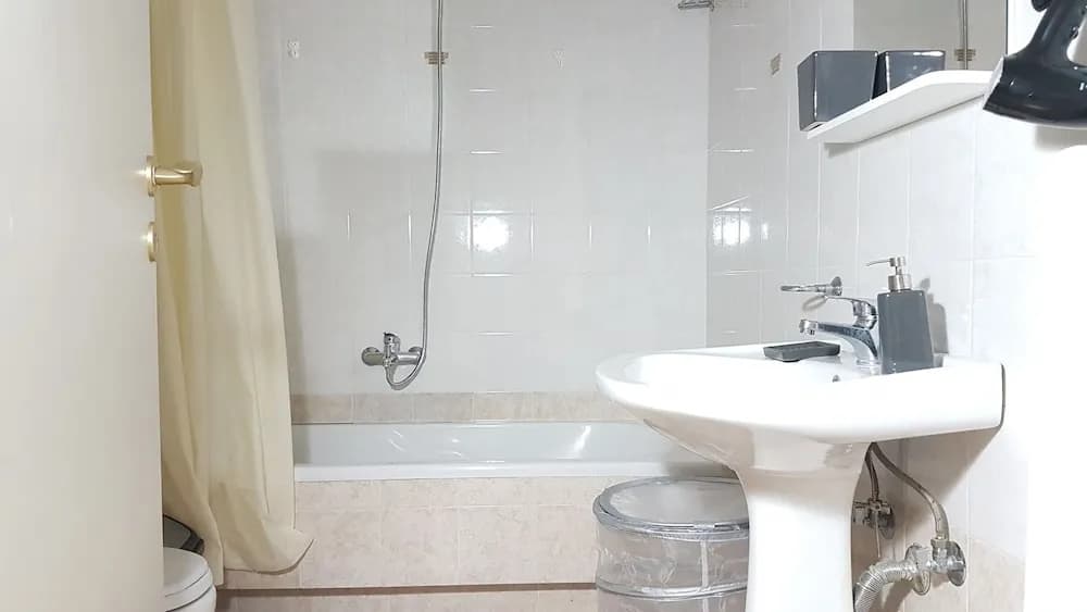Erra - Zephyr - Athens Center, 90m²,3 BD,1.5 BATH - photo 8
