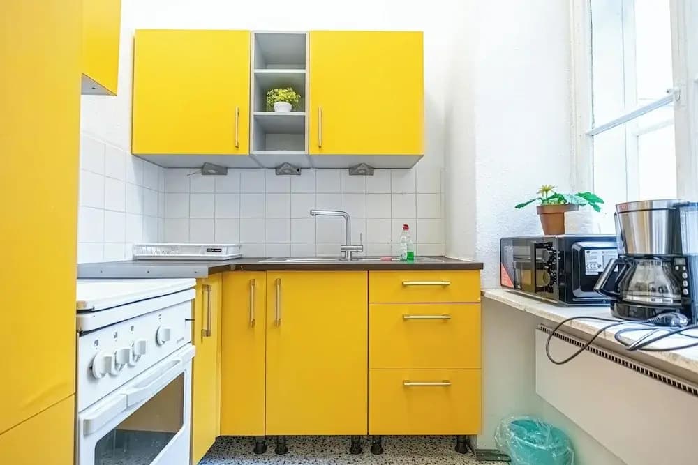 Budget 1BR Near Belvedere Palace - photo 11
