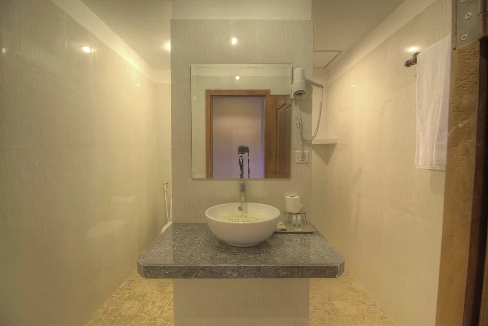 Ni Ven Boutique Hostel - photo 9