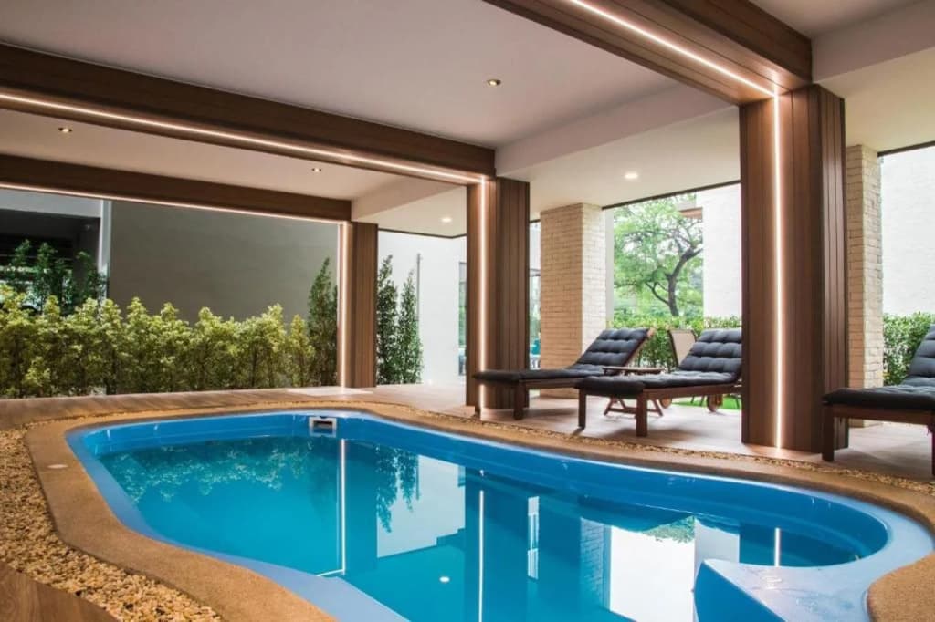 B Stay Hotel - photo 9