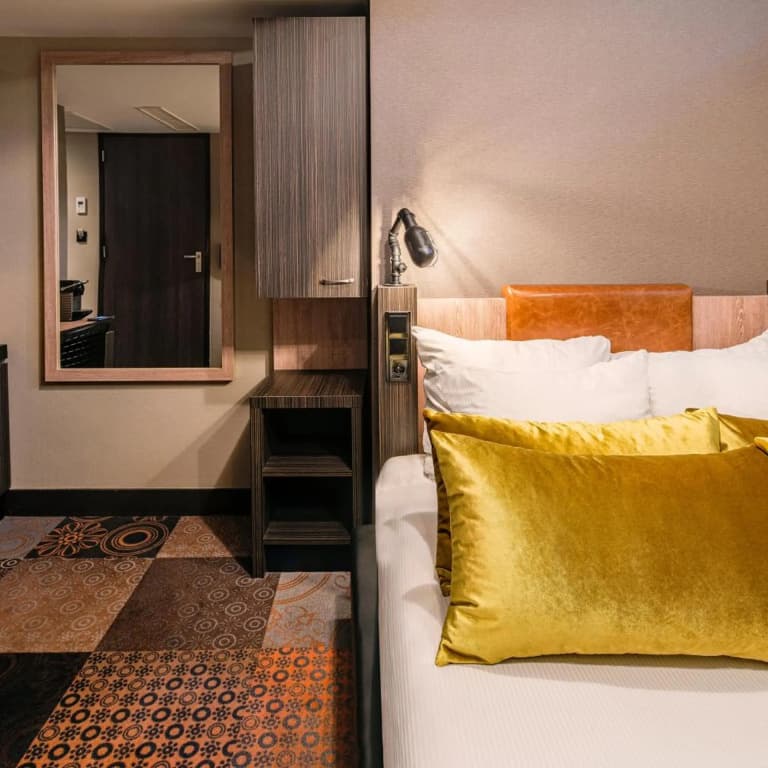 Alfred Hotel - photo 36