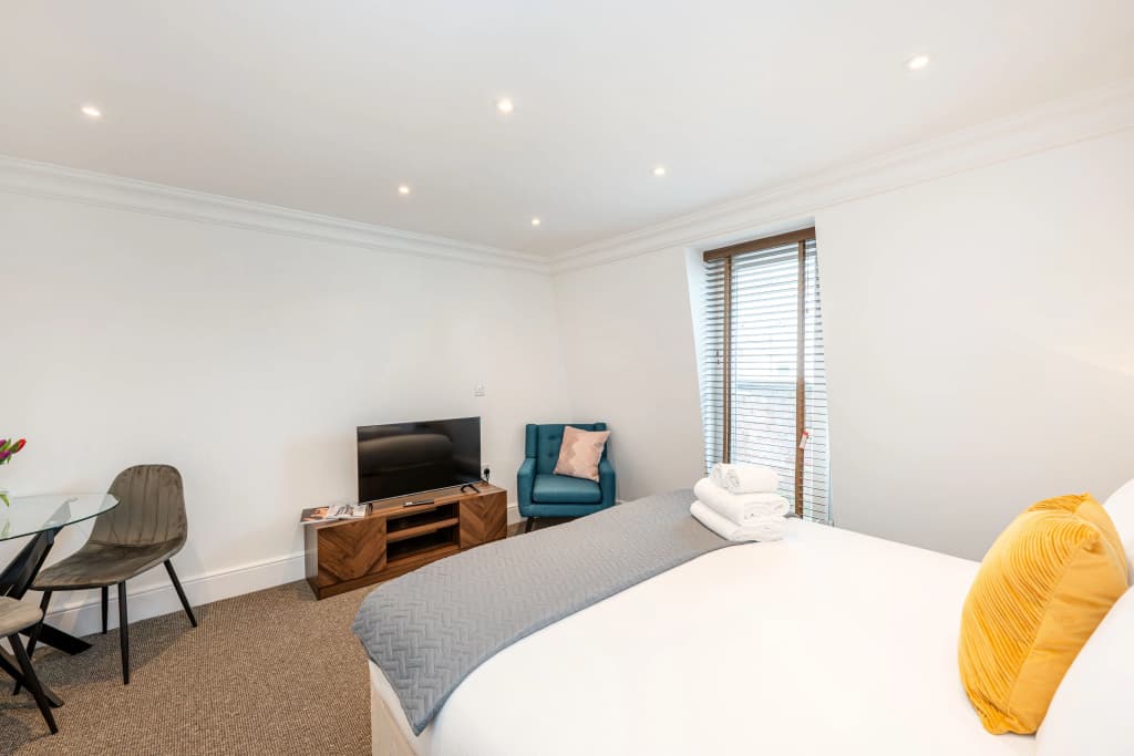 Queensgate Court - photo 29