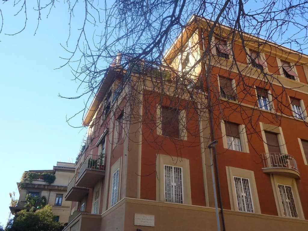 Dea Roma Inn - photo 1