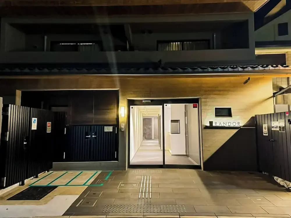 Randor Residence Kyoto Nijo Castle - photo 1