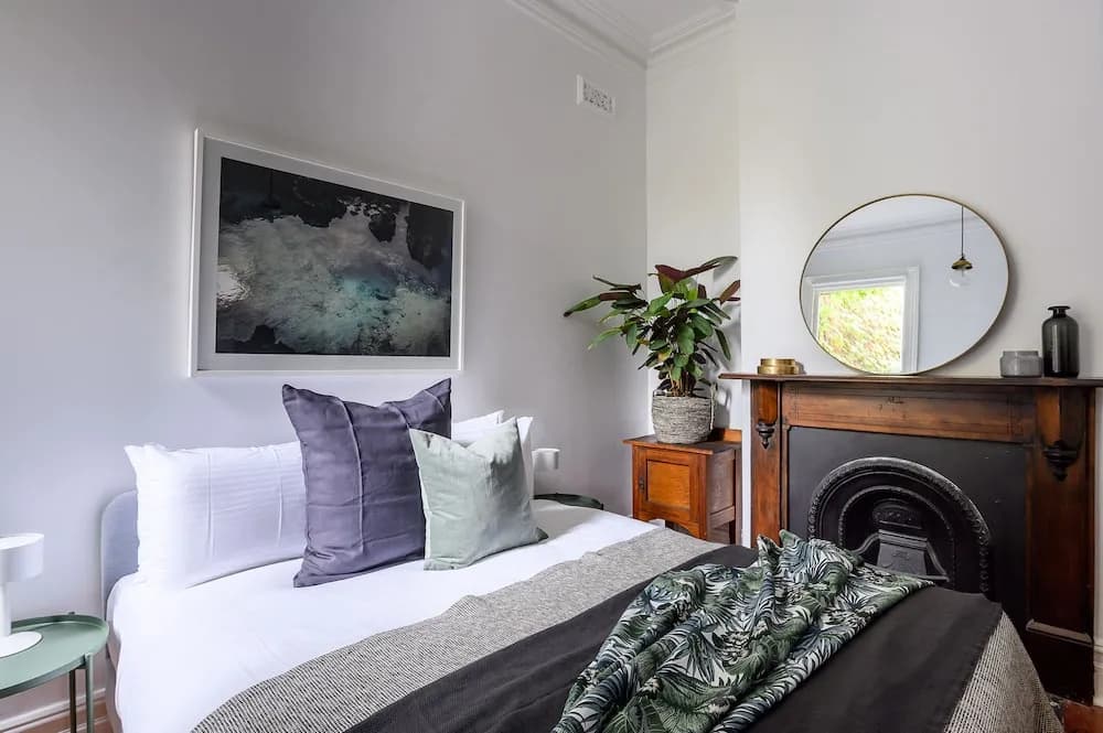 ADDERLEY A Striking 1880s Remodeled Victorian - photo 4