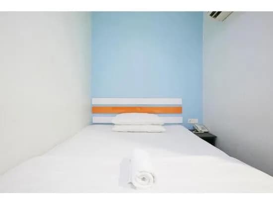 Oyo 992 Orange Hotel Kuala Pilah - photo 2