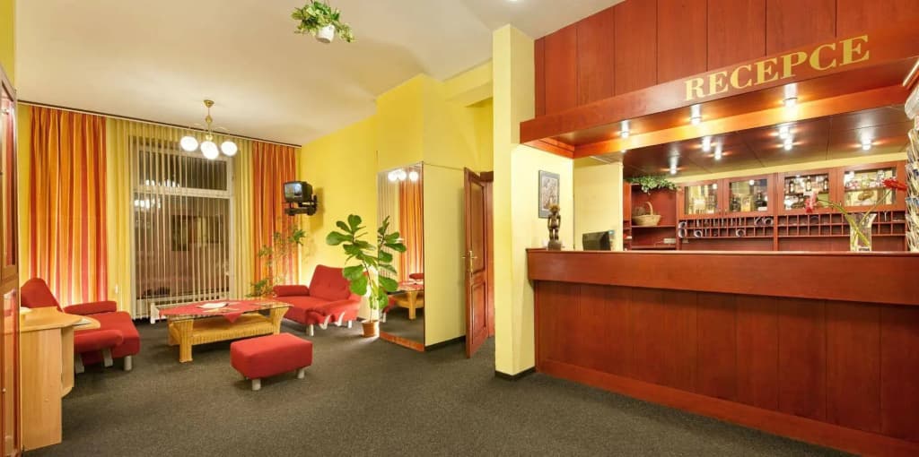 Hotel Henrietta - photo 2