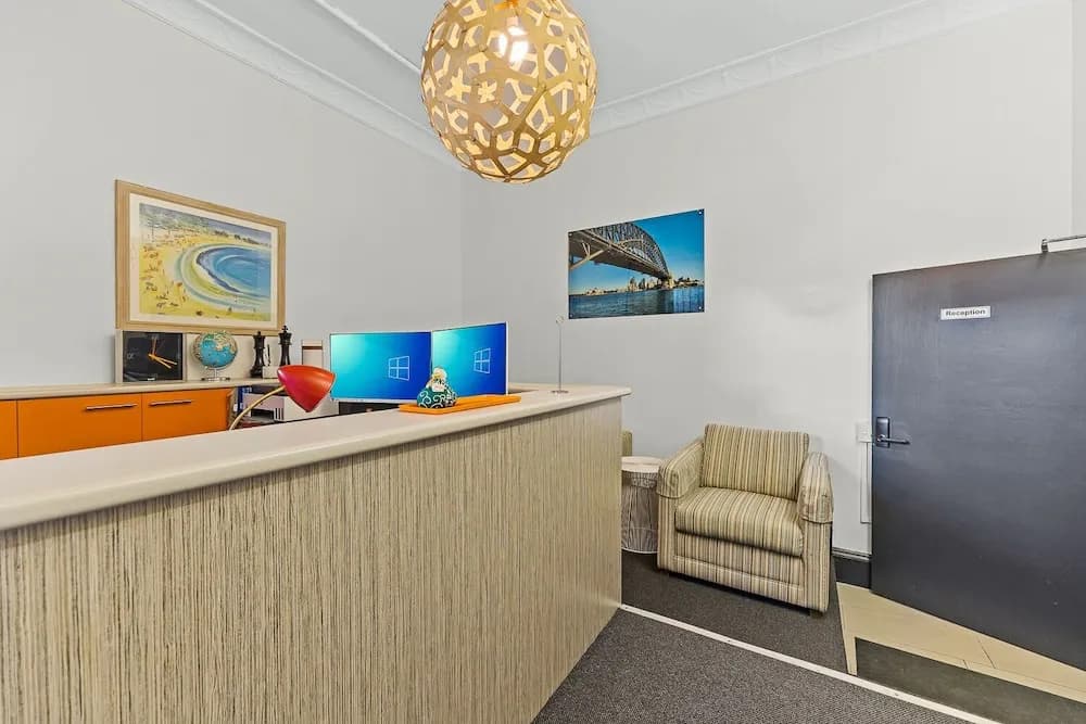 London Plane Backpackers - Hostel - photo 11