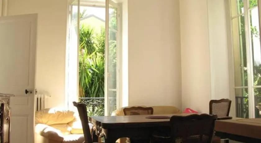 Views of the Tropical Garden - photo 3
