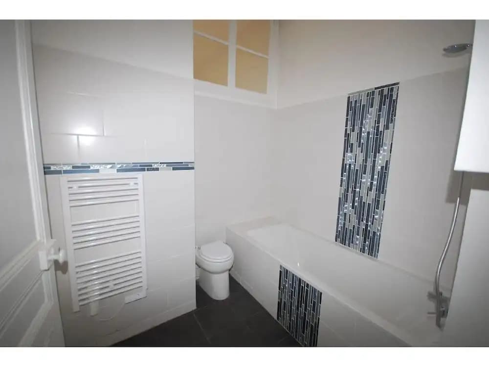 Enticing Apartment in Nice With Balcony - photo 7