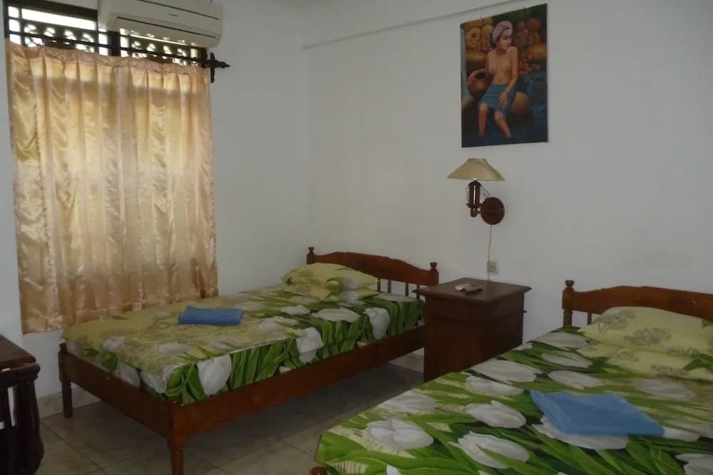 Pondok Santhi Homestay - photo 26