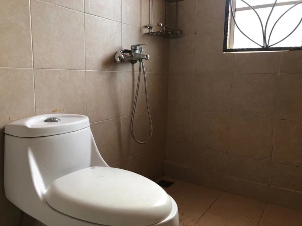 OYO 90342 Sena Home Homestay #828 - photo 8