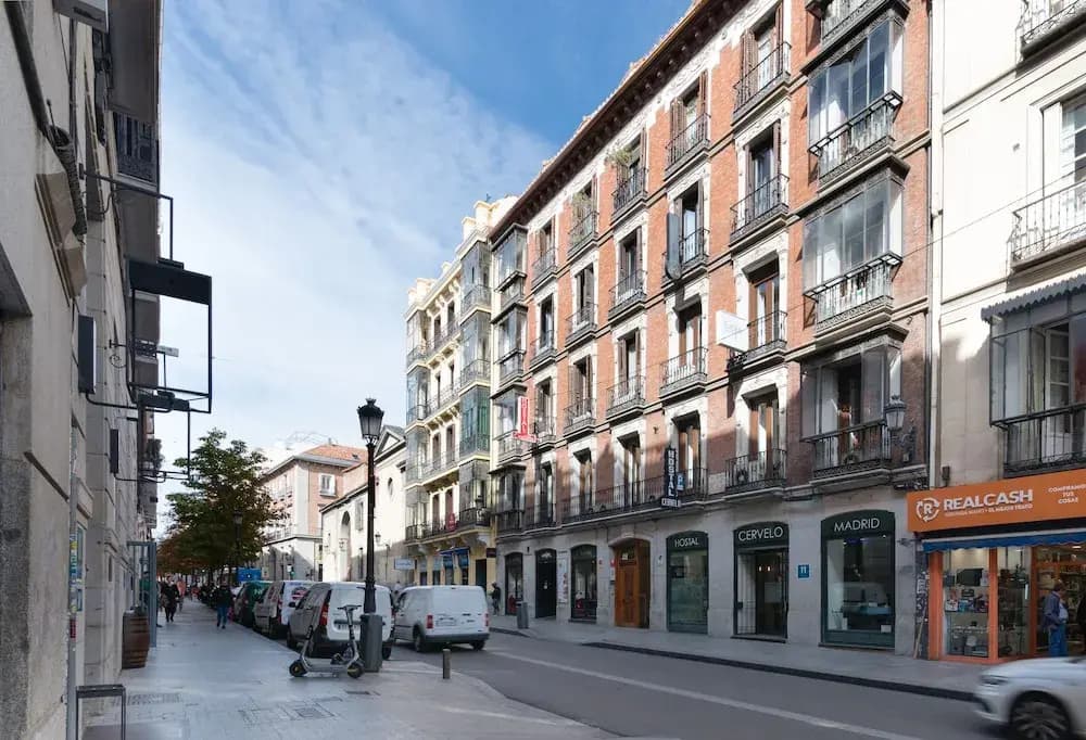 Hostal Evoke Madrid - photo 1