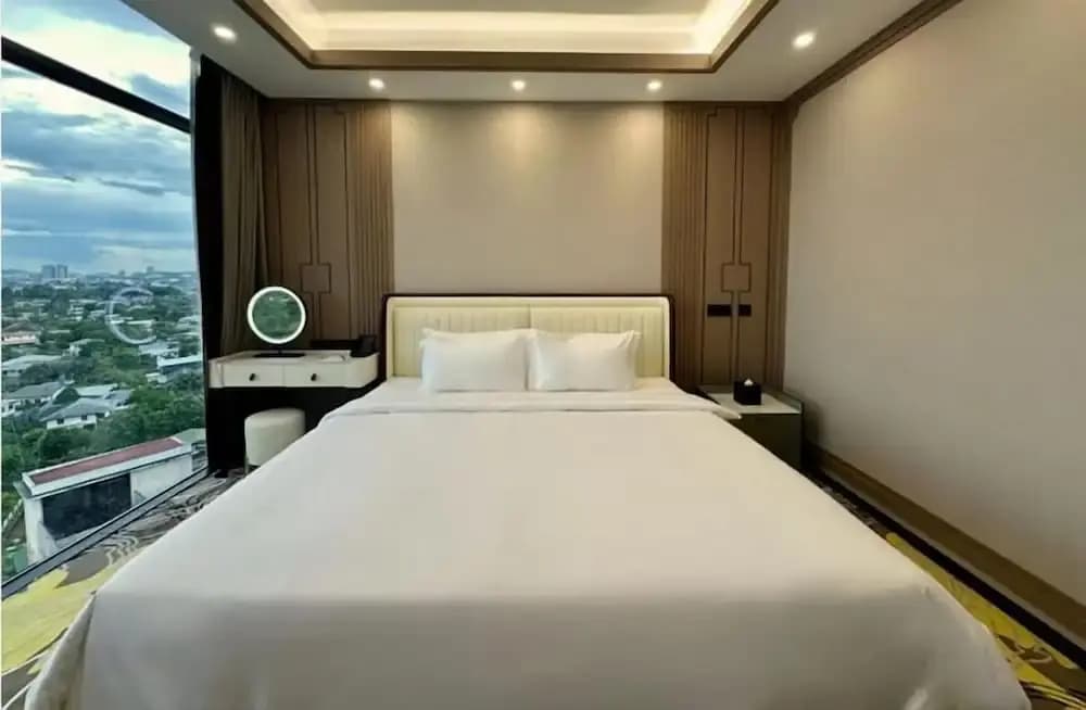 The MAJULAN Hotel - photo 8