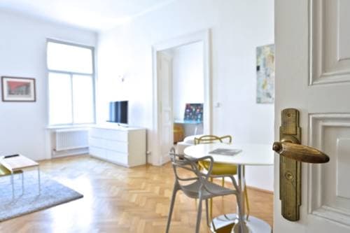 Prague Luxury - photo 1