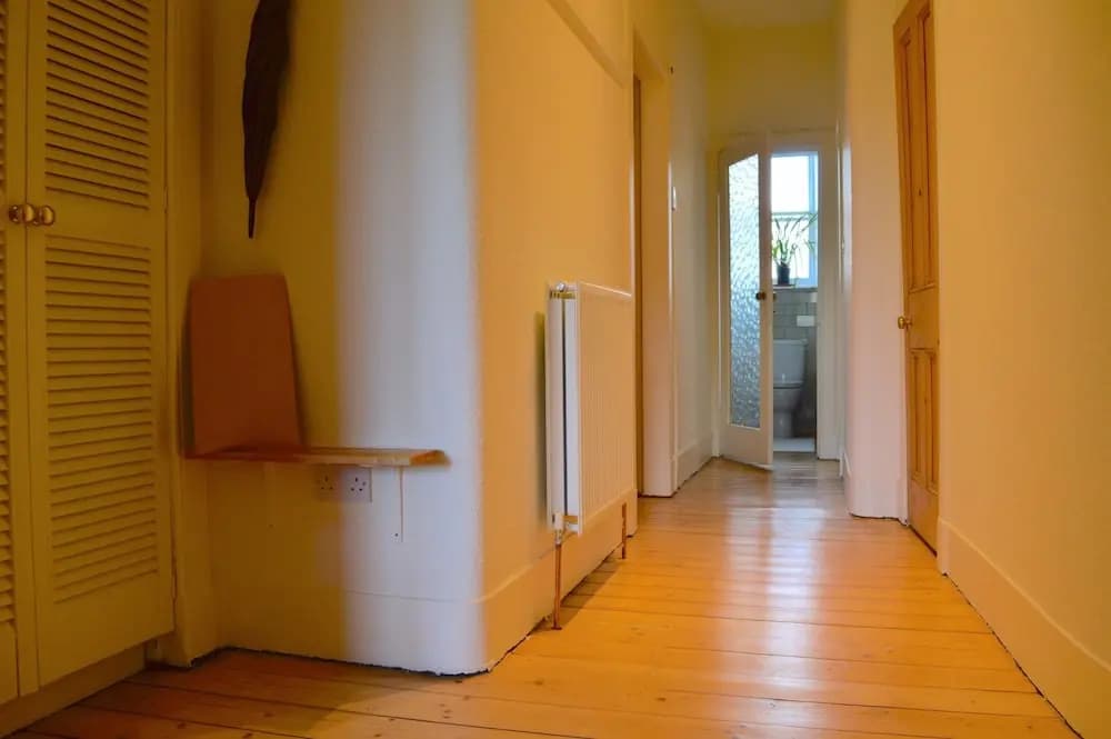 2 Bedroom Flat With Views of Holyrood - photo 10
