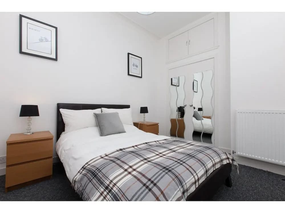 Beautiful and Modern Edinburgh Flat - photo 3