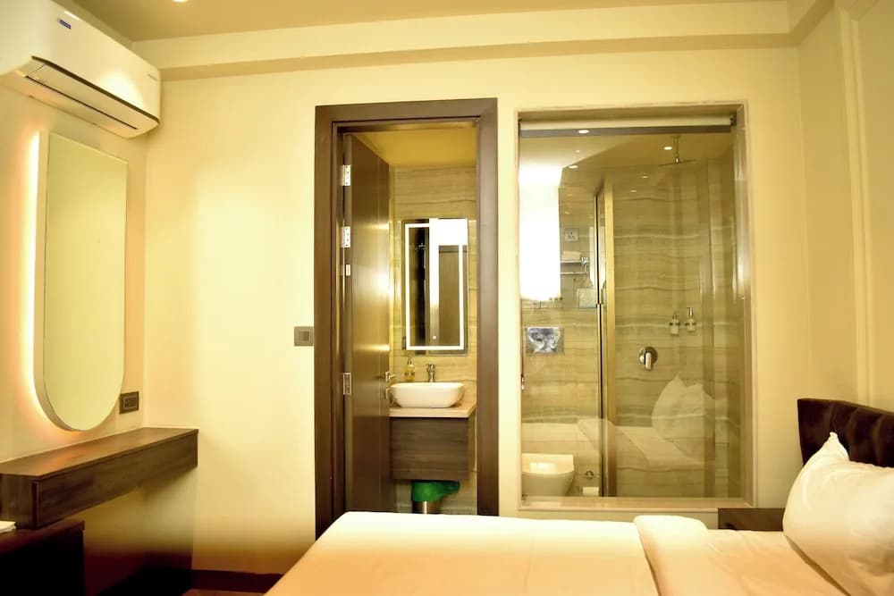 Qotel Signature Coleman Janakpuri - photo 7