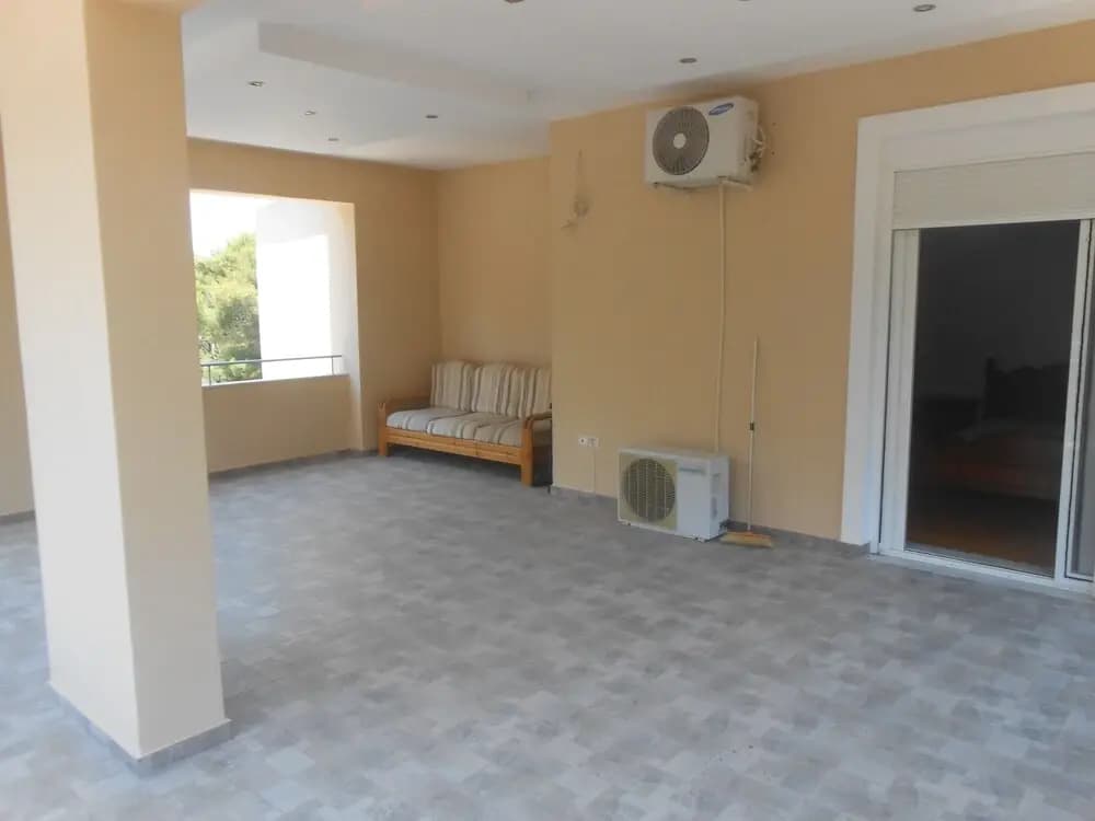 Luxury 2-bed House in Pefkali - photo 11