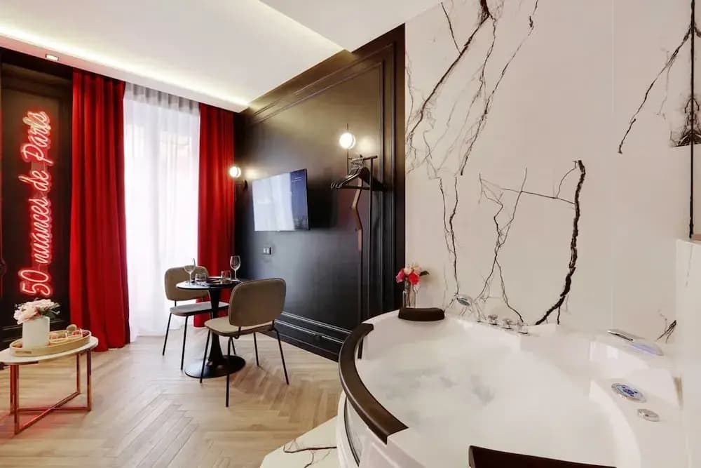 Luxurious Suite With AC Le Marais Beaubourg - photo 9