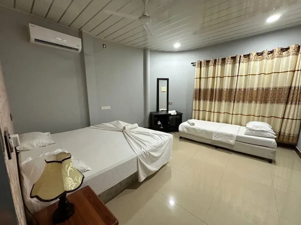 NikainnHimandhoo - photo 8