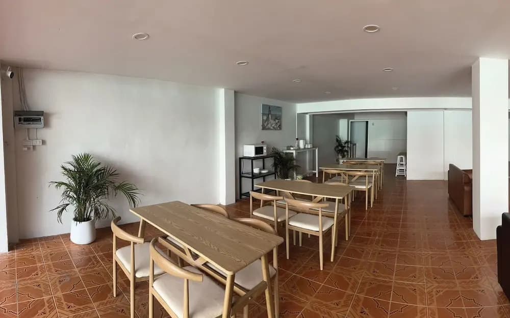 MONTANA Hotel & Hostel Phuket - photo 16