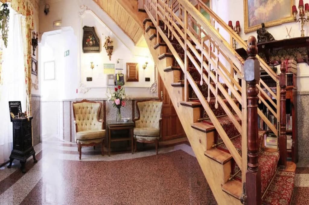 Hostal Marlasca - photo 9
