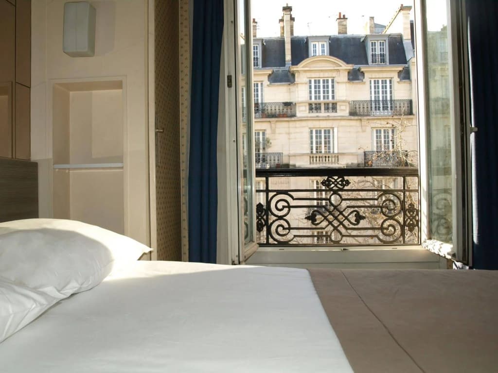 Eiffel Kensington Hotel - photo 7
