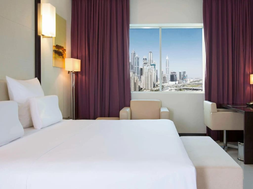 Pullman Dubai Jumeirah Lakes Towers - Hotel & Residence - photo 5