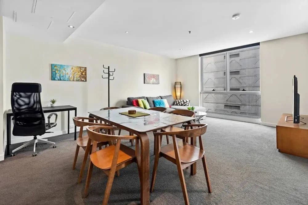 Spacious Melbourne CBD 2-bed Close to Everything - photo 9
