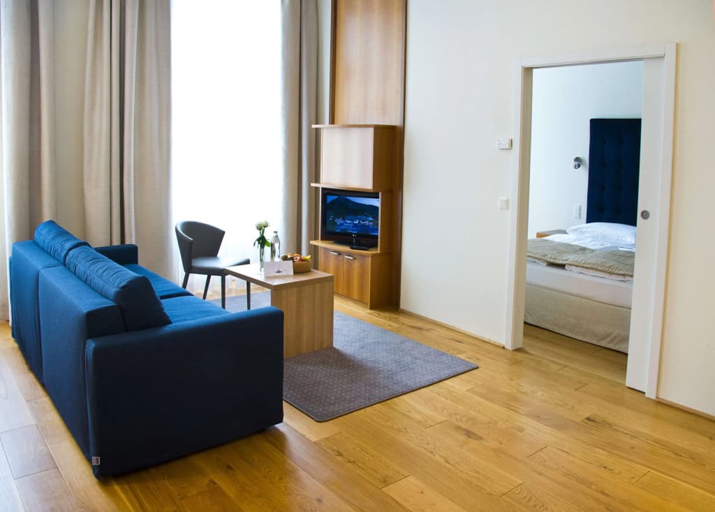 HiLight Suites Hotel - photo 24