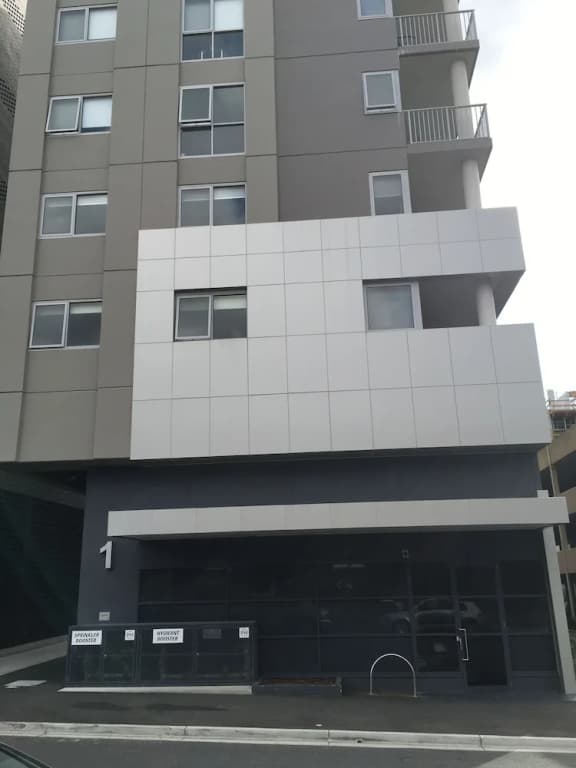 Bluebell Apartments - photo 1