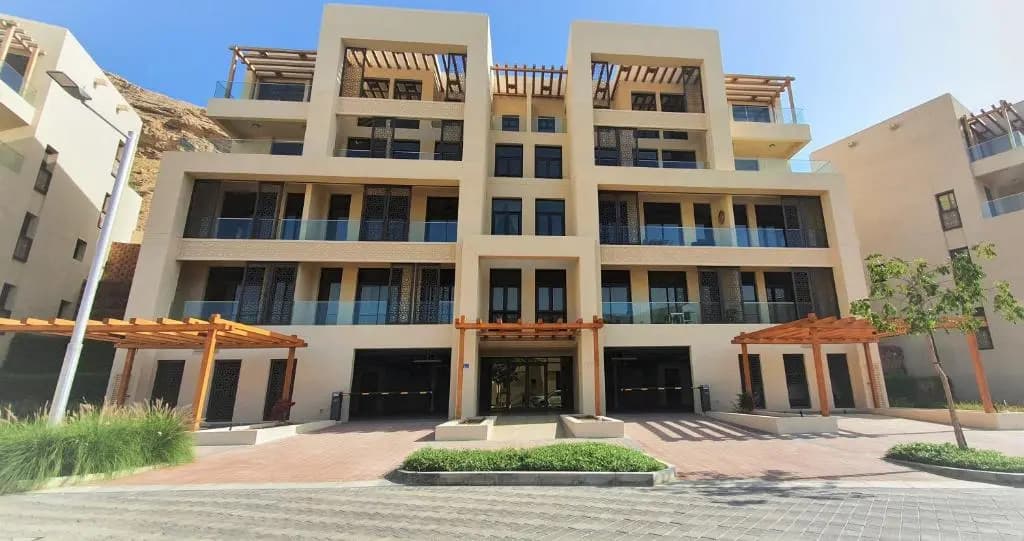 ONE Elegant Apartment in Muscat Bay 01 - photo 1