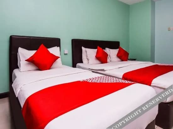 OYO 499 舒适森涂尔酒店(OYO 499 Comfort Hotel Sentul) - photo 4