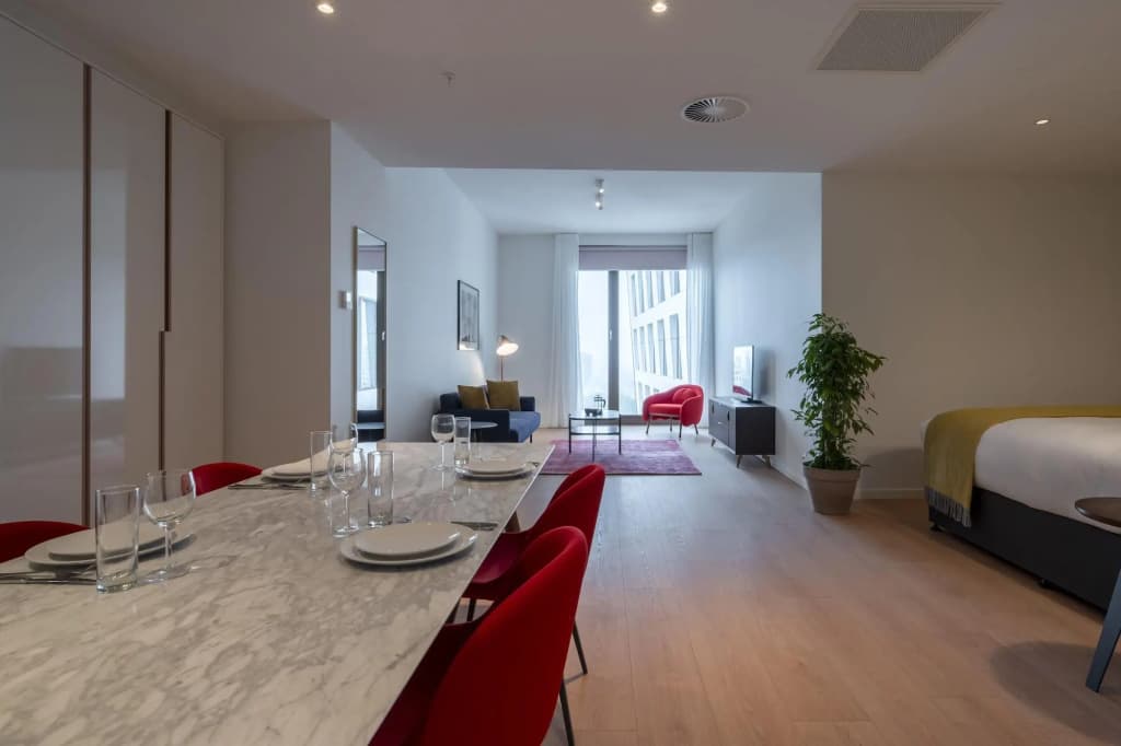 PREMIER SUITES PLUS Amsterdam - photo 18