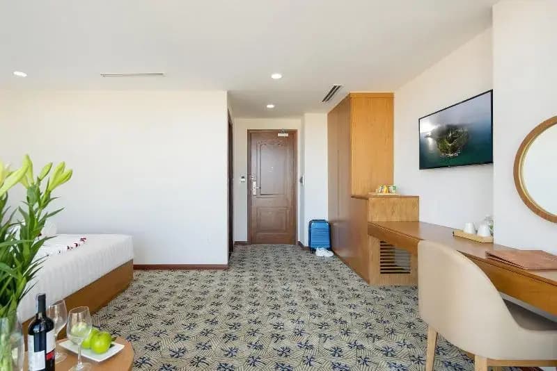 Lamanga Hotel & Suites Danang - photo 13