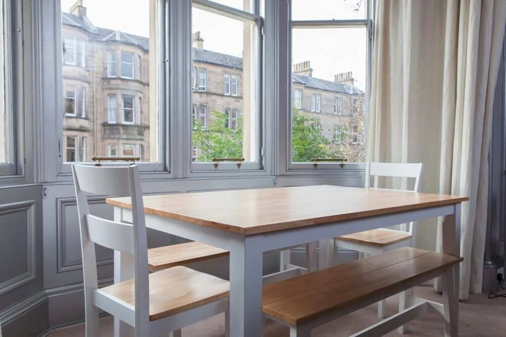 Stylish 3 Bedroom Flat - photo 6